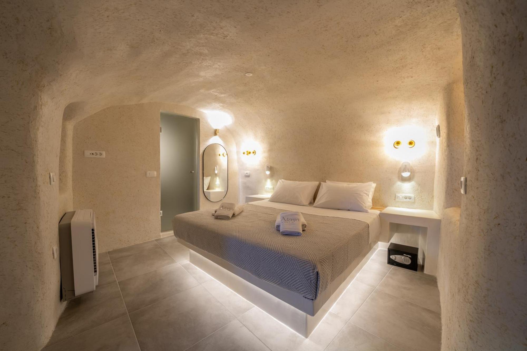 Alaya Suites Pýrgos Exteriör bild